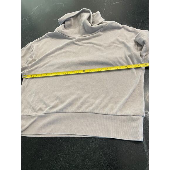 Ocean Drive Gray cropped cowl neck sweatshirt sweater L - Picture 3 of 7